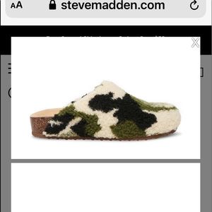 Steve Madden Camo Slides